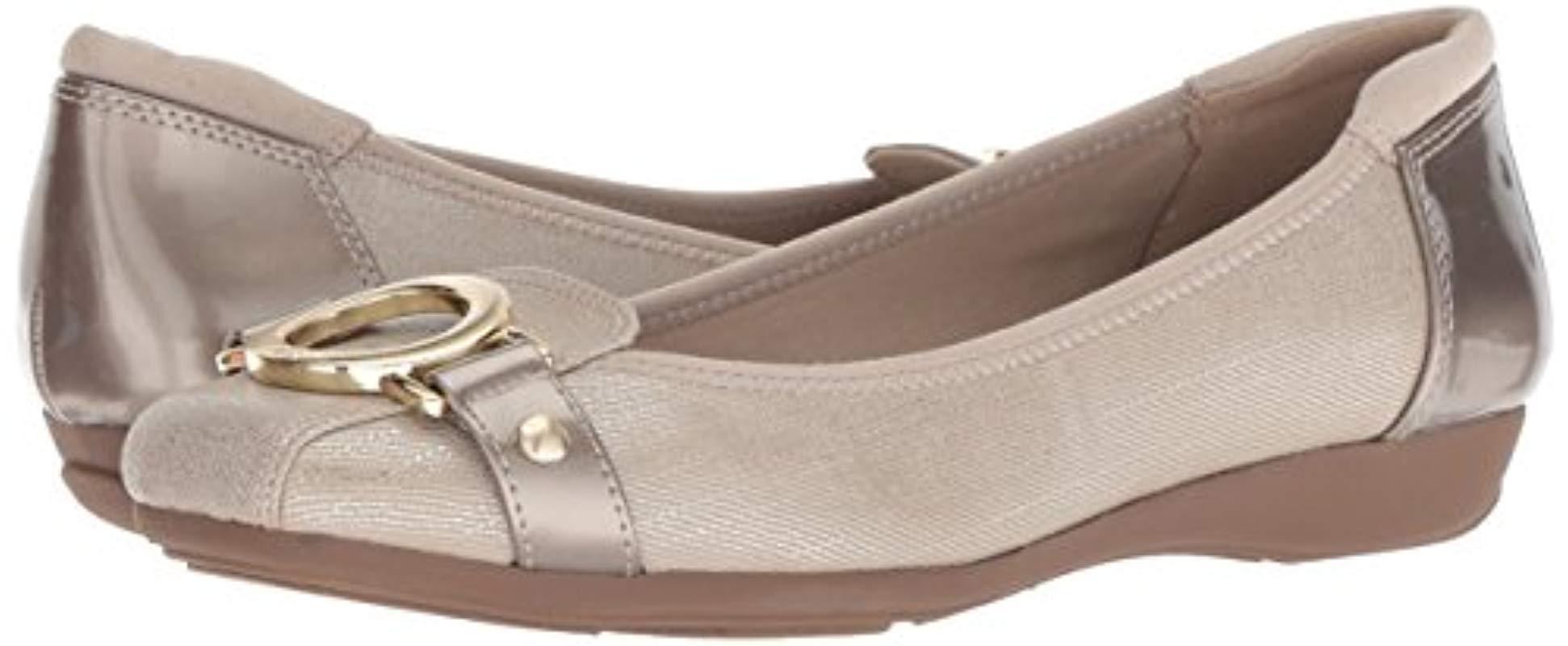 anne klein umeko flat