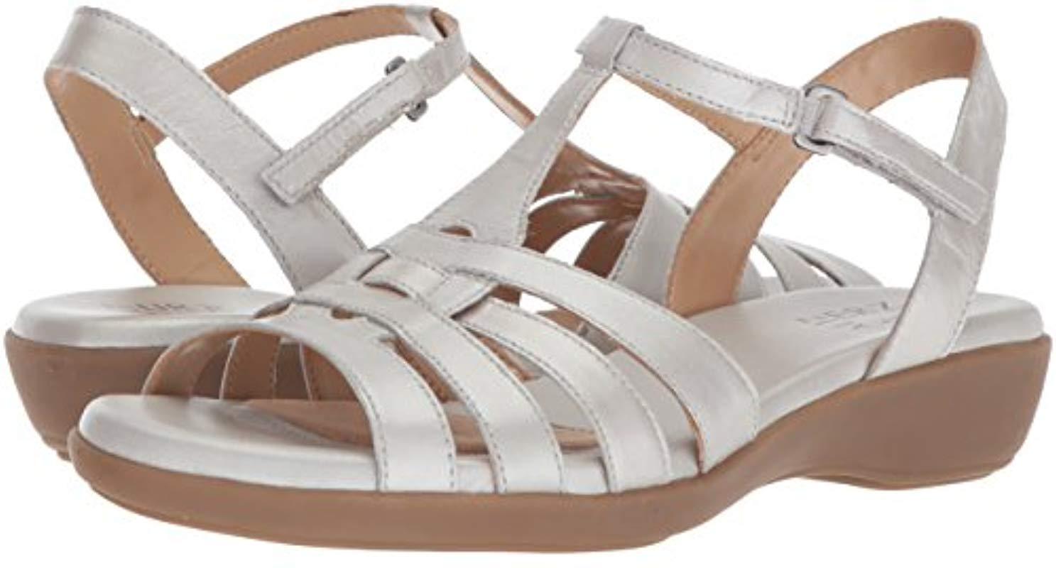 naturalizer women's nanci flat sandal