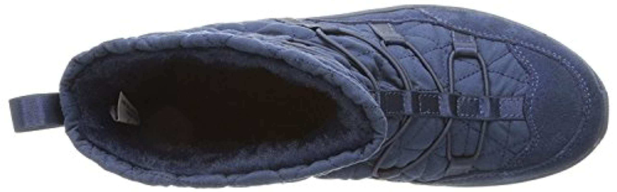 skechers women's reggae fest steady quilted bungee ankle bootie