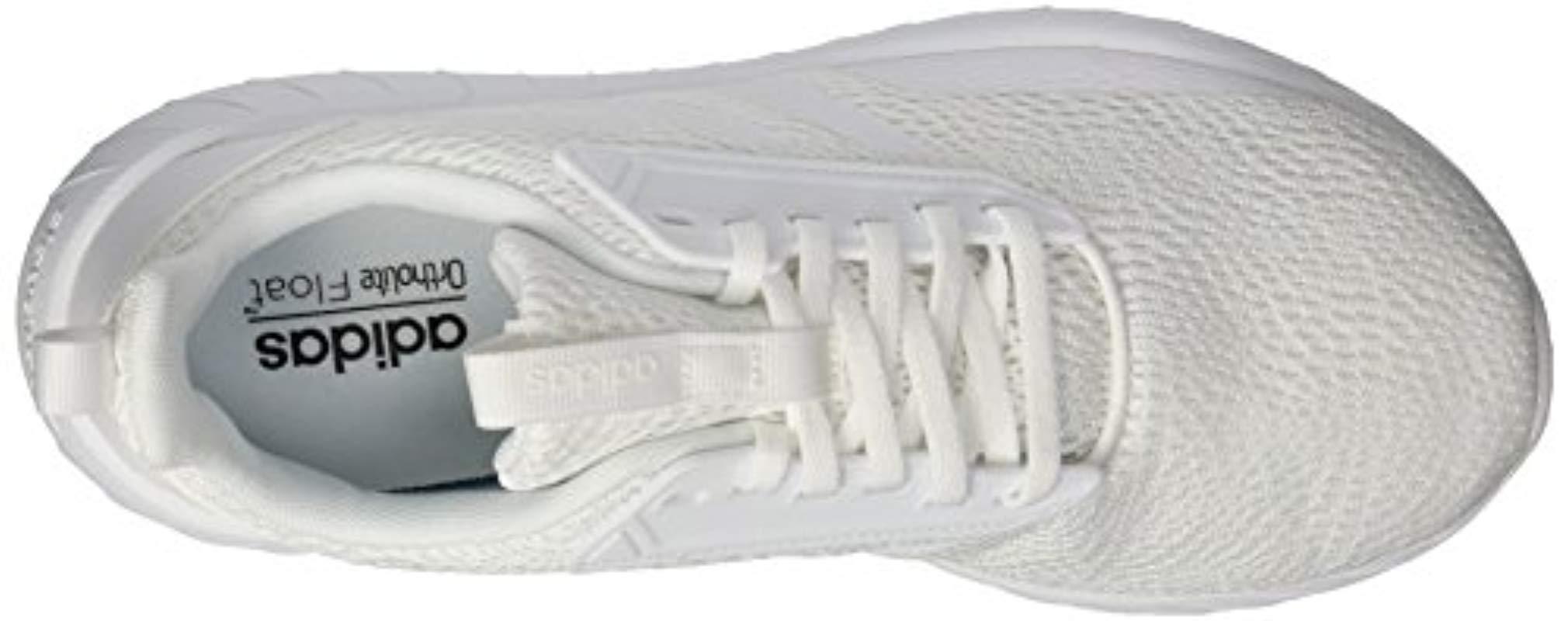 adidas Questar Drive W in White/White 