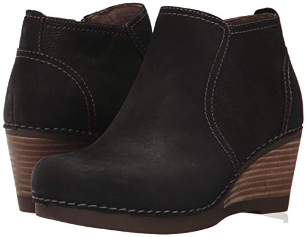 dansko women's susan ankle bootie