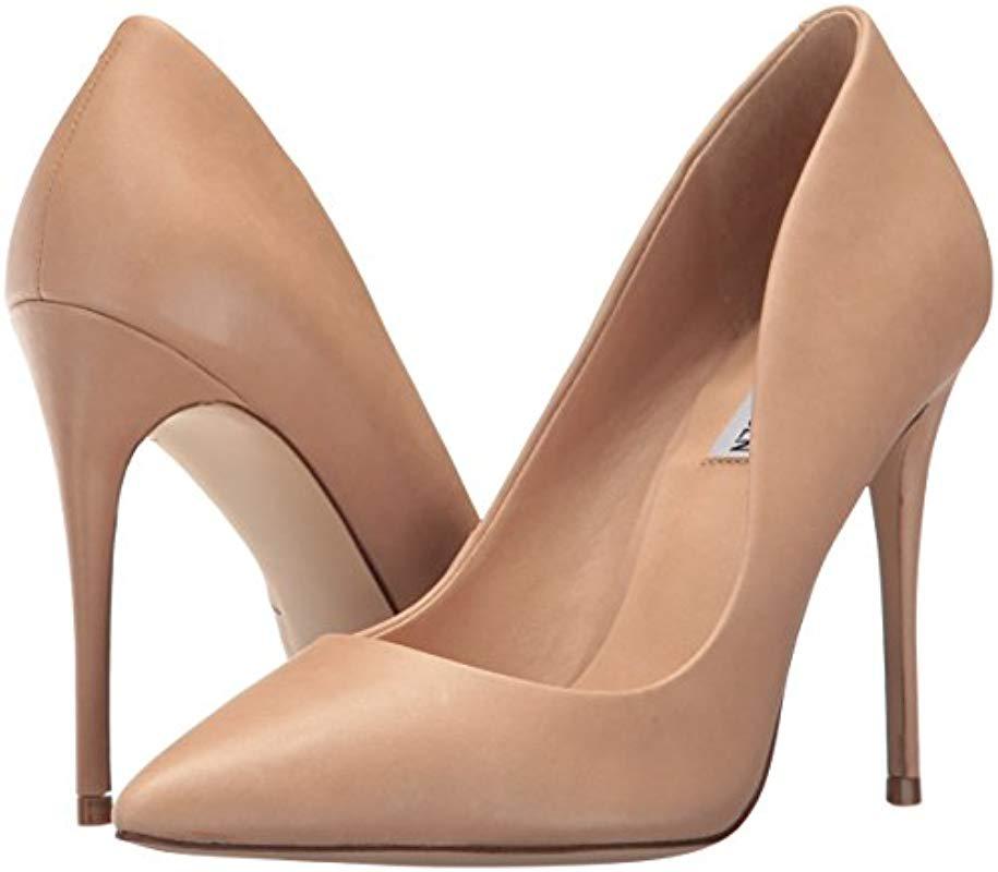 Steve Madden Leather Daisie Dress Pump in Nude (Natural) | Lyst