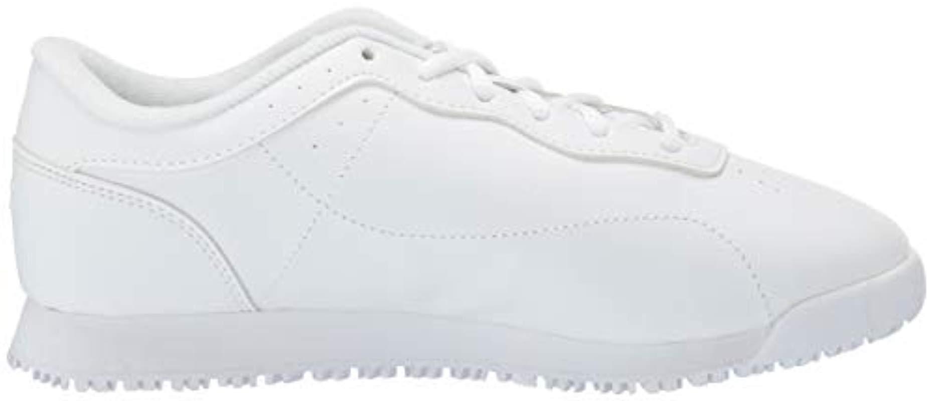 fila viable slip resistant shoes
