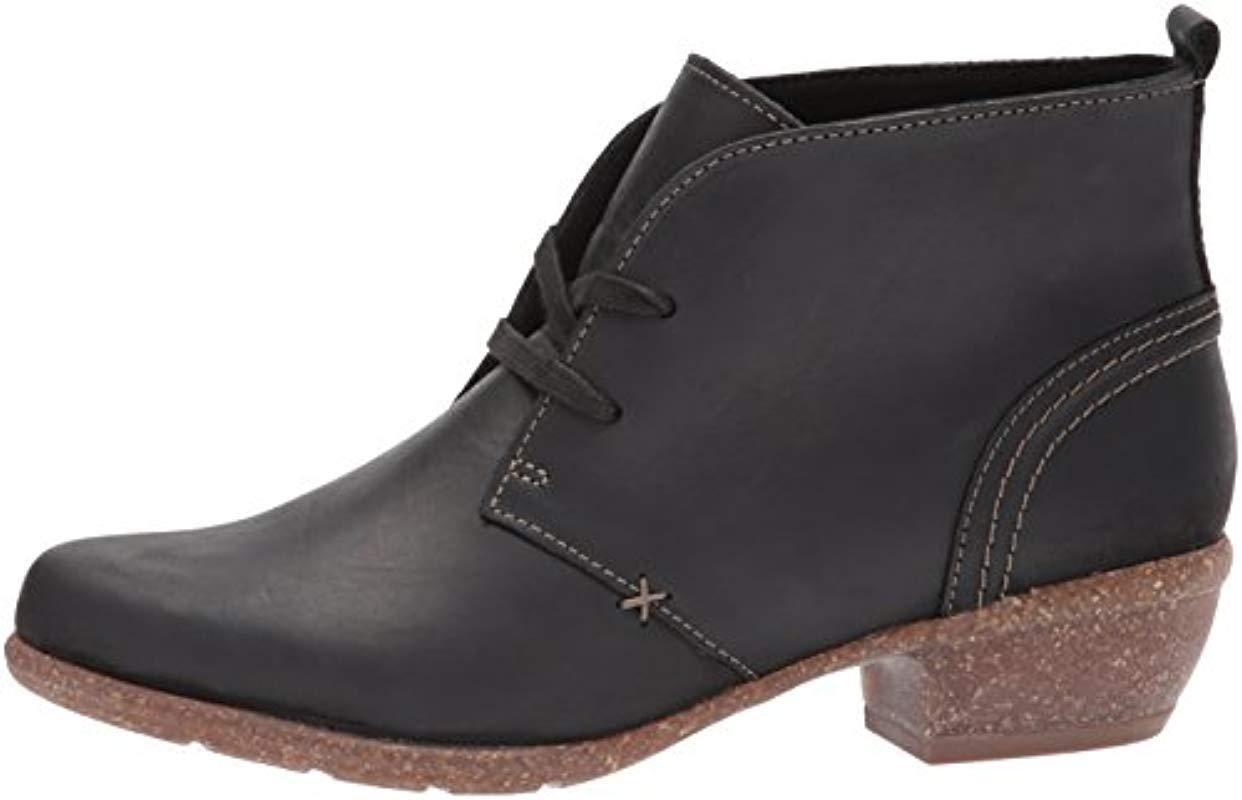 clarks women's wilrose sage ankle bootie