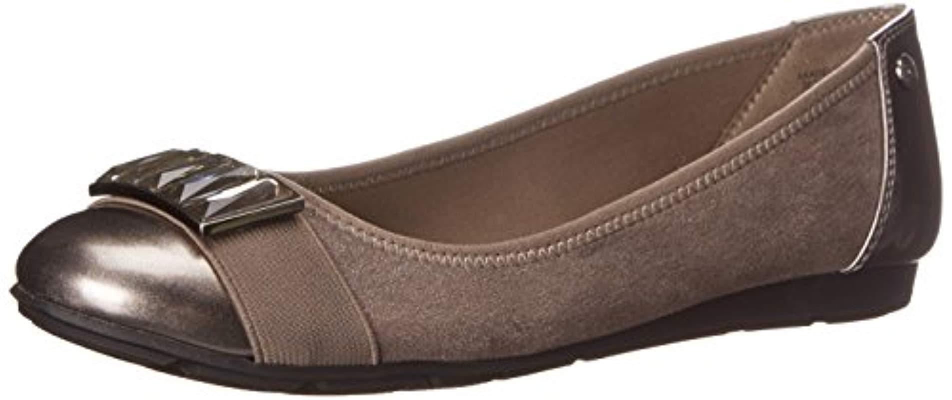 anne klein brown flats