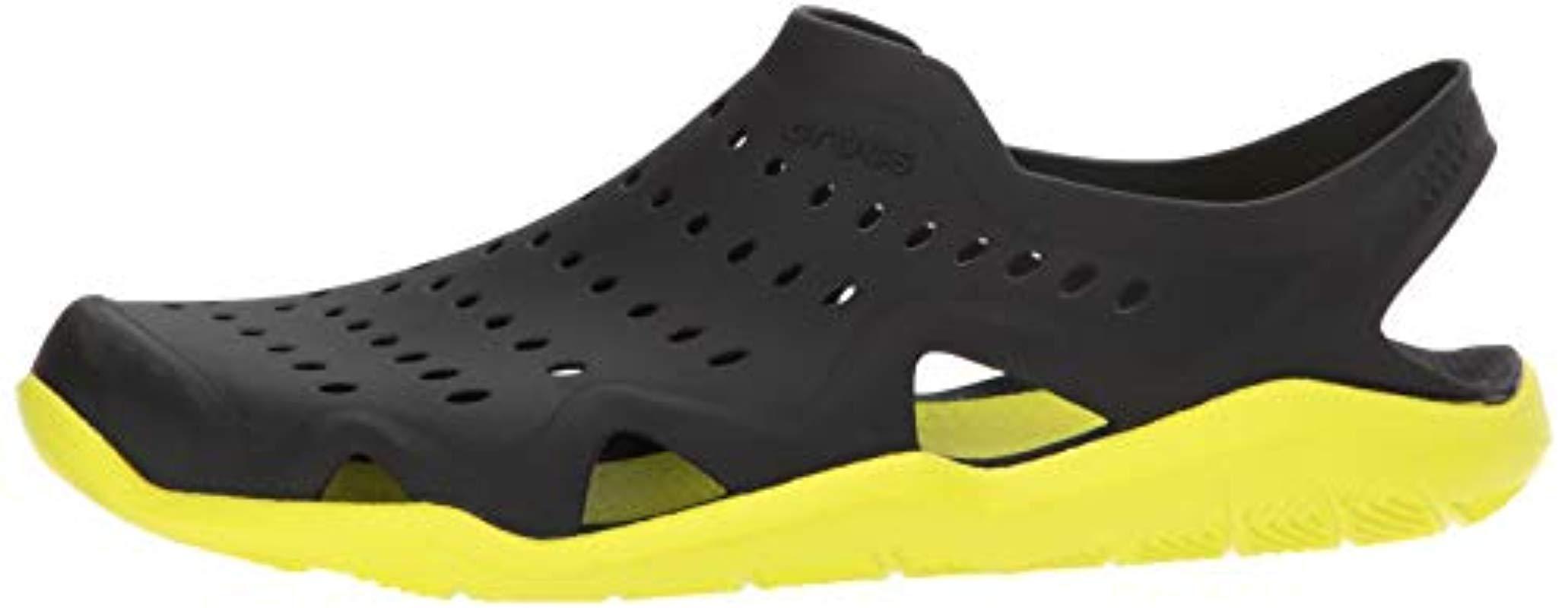 Crocs™ Swiftwater Wave Sandal Water Shoe in Black for Men | Lyst