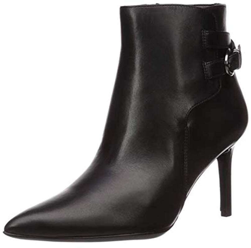 naturalizer alaina bootie