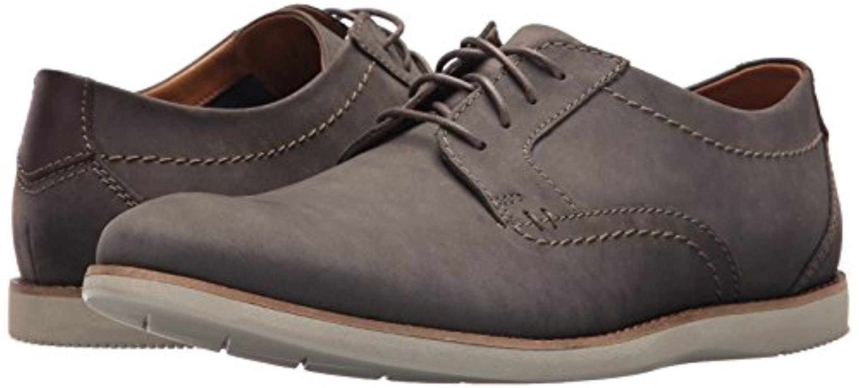 clarks raharto grey
