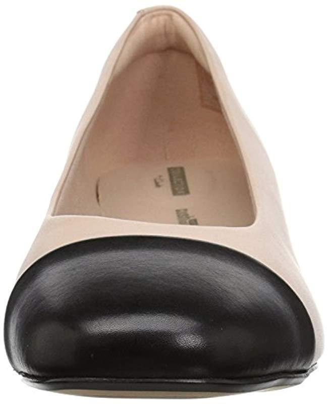 Clarks Chartli Diva Leather Pump