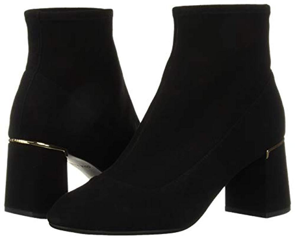 laree stretch bootie