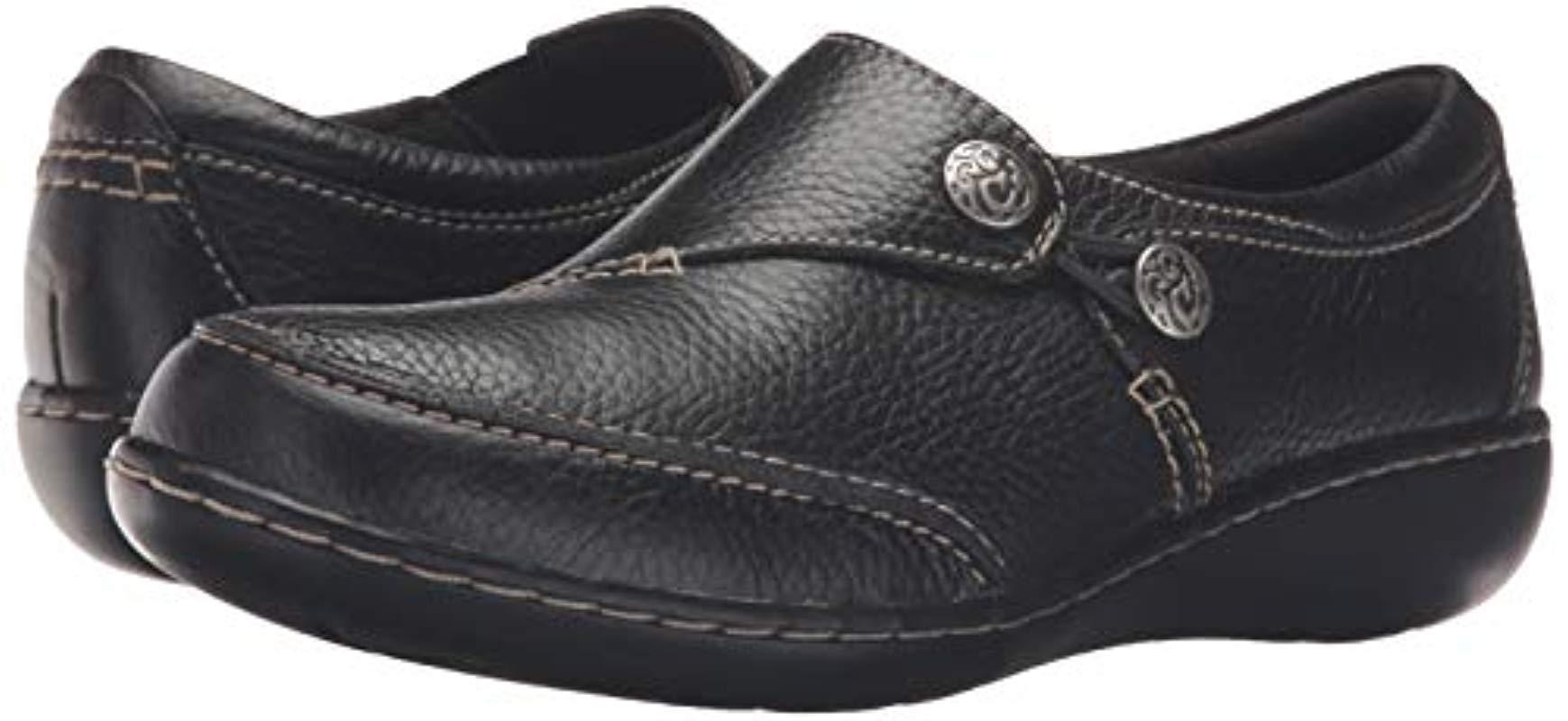 Clarks Leather Ashland Lane Q Slipon Loafer in Black Leather (Black
