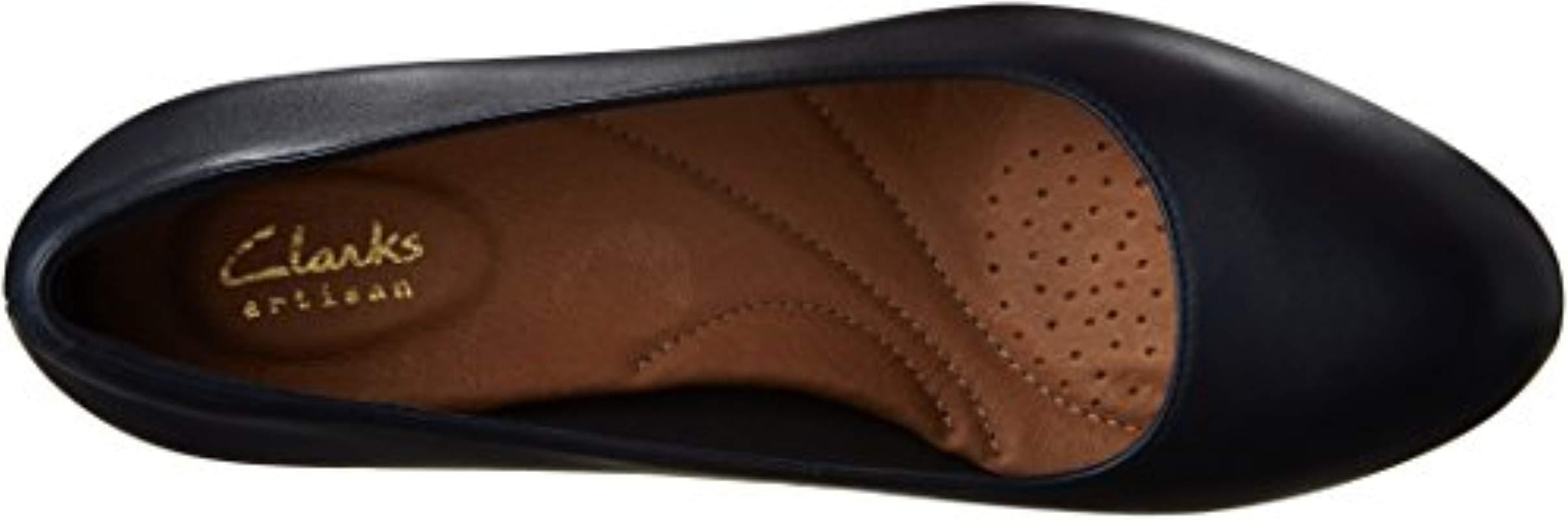 clarks heavenly heart dress pump