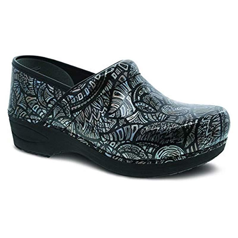 discount dansko xp clogs