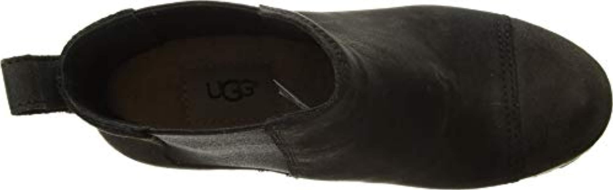ugg women's w pax fashion boot