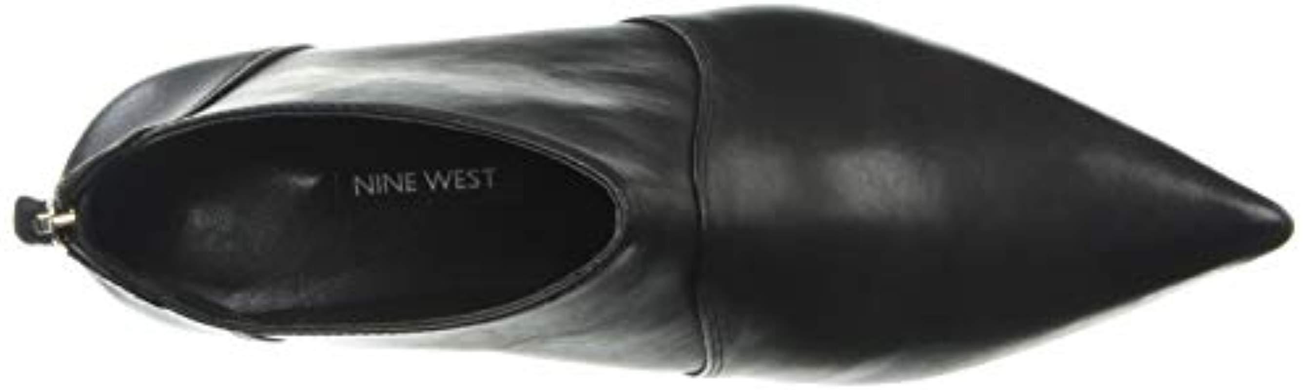 yaakovah pointy toe booties