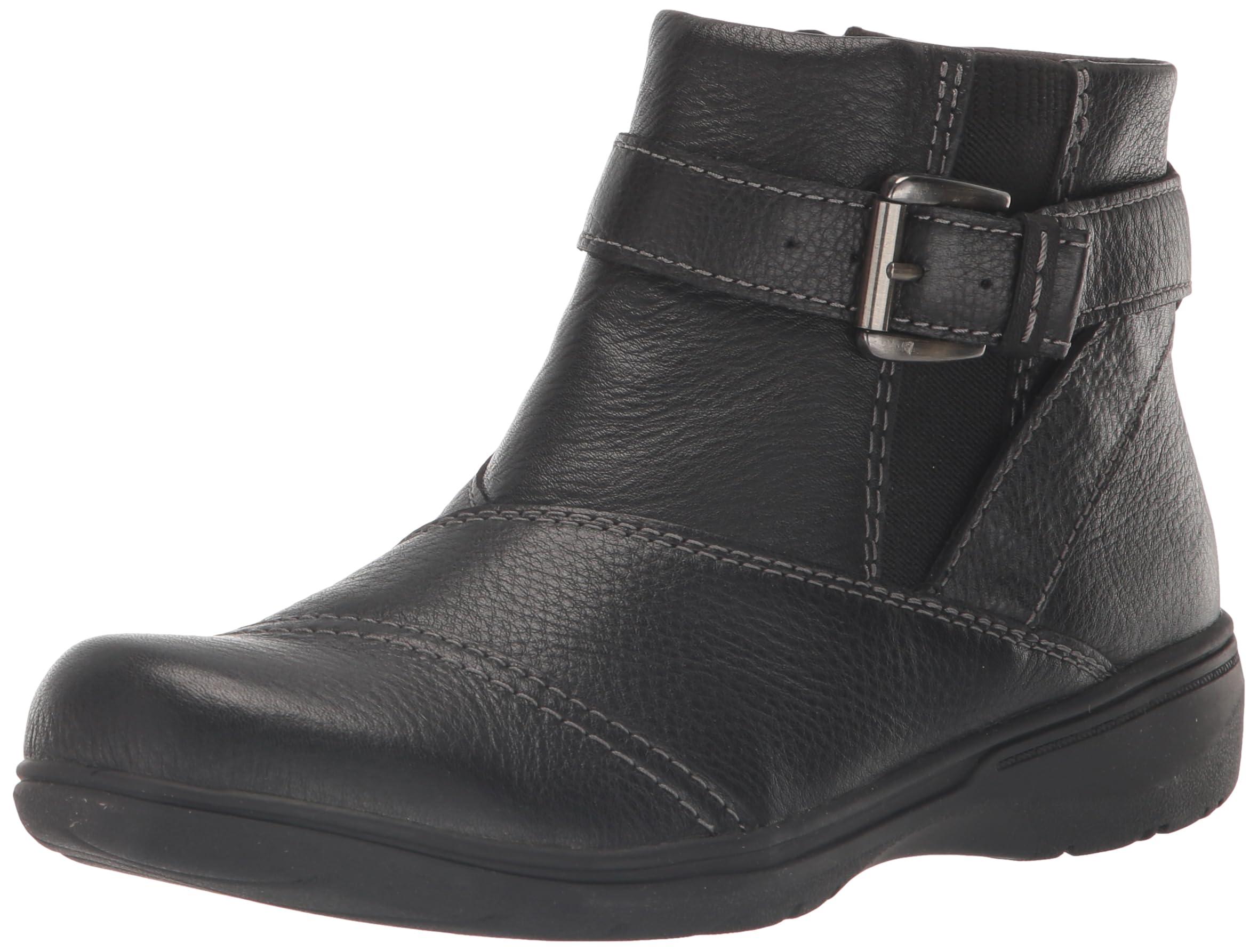 Clarks Carleigh Dalia Ankle Boot in Black | Lyst