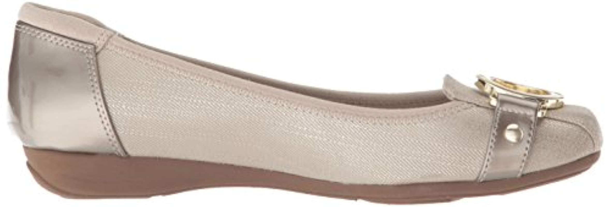 anne klein umeko flat