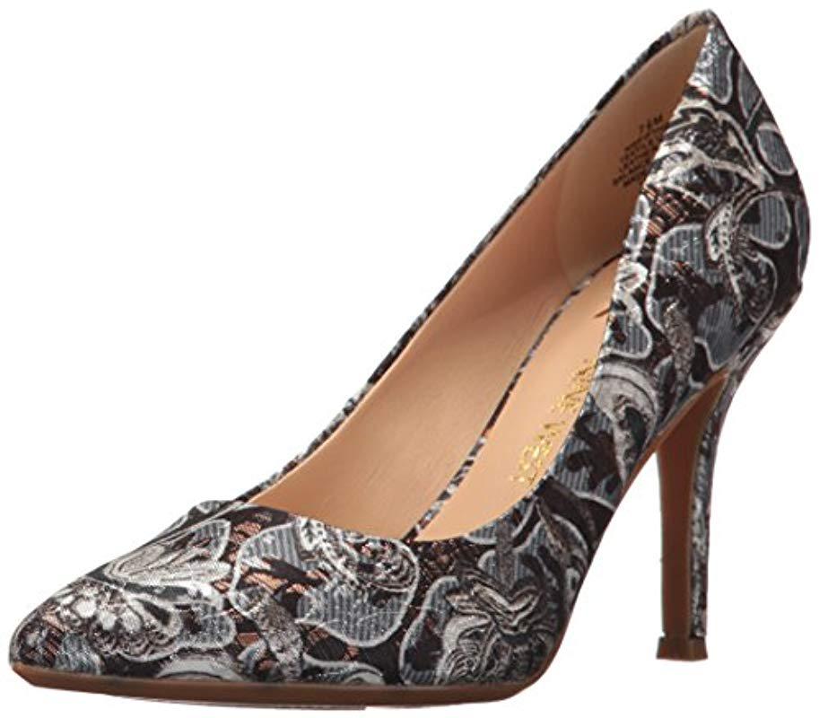 nine west fifth pointy toe pumps