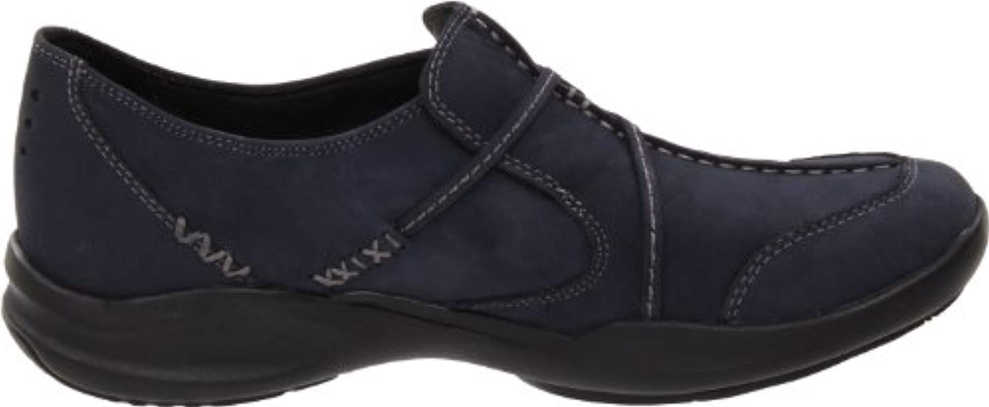 clarks wave run womens shoes
