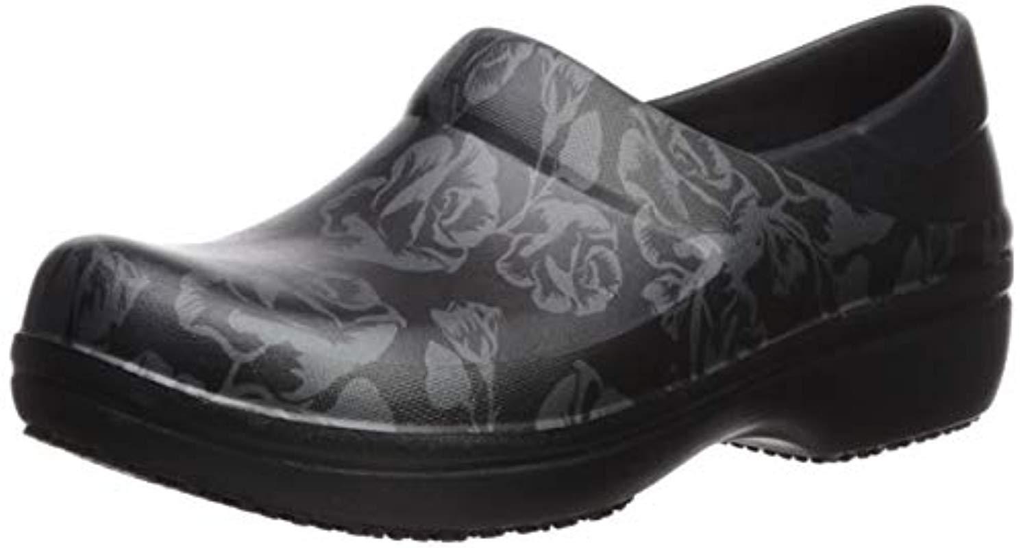amazon prime clogs