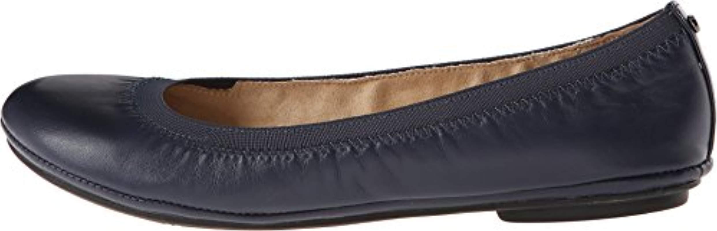 bandolino cayle flats