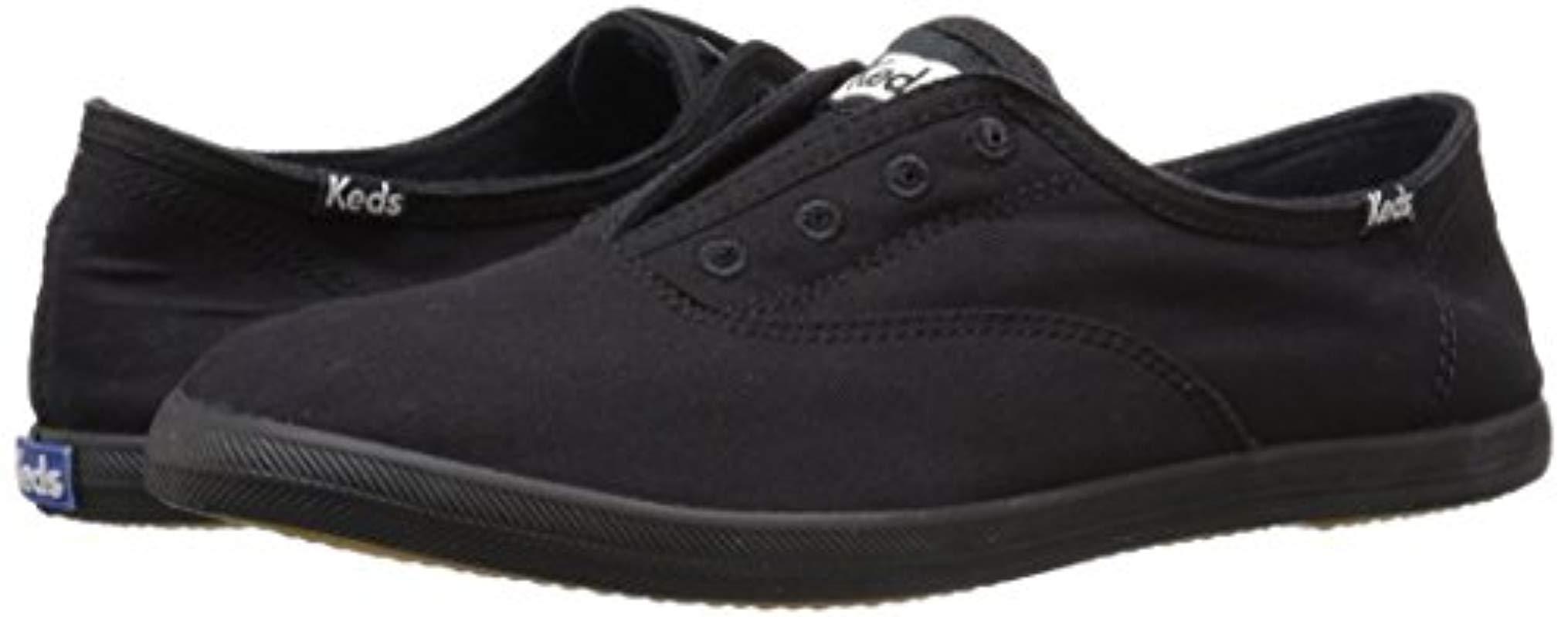 Chillax Washed Laceless Slip-on Sneaker 