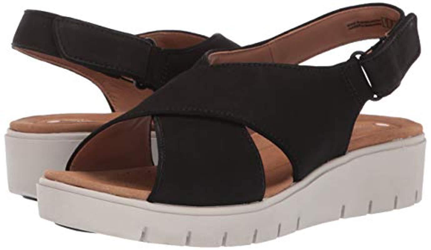 un karely sun clarks
