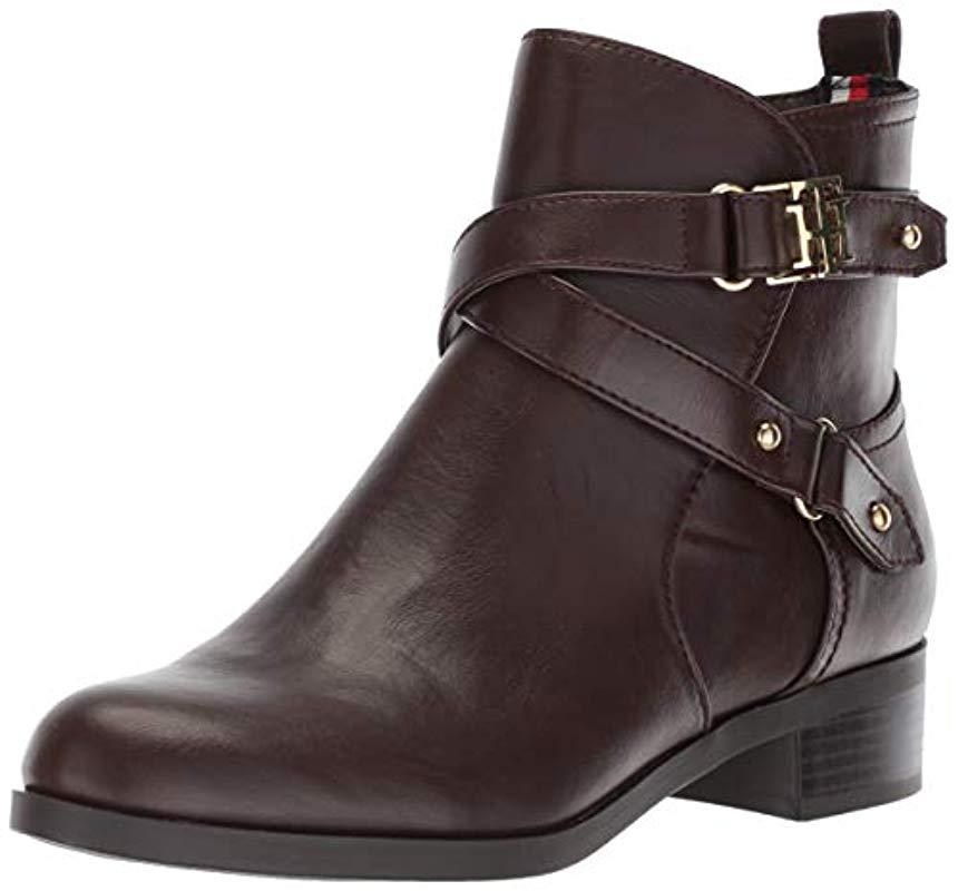 tommy hilfiger roxy faux leather chelsea boot