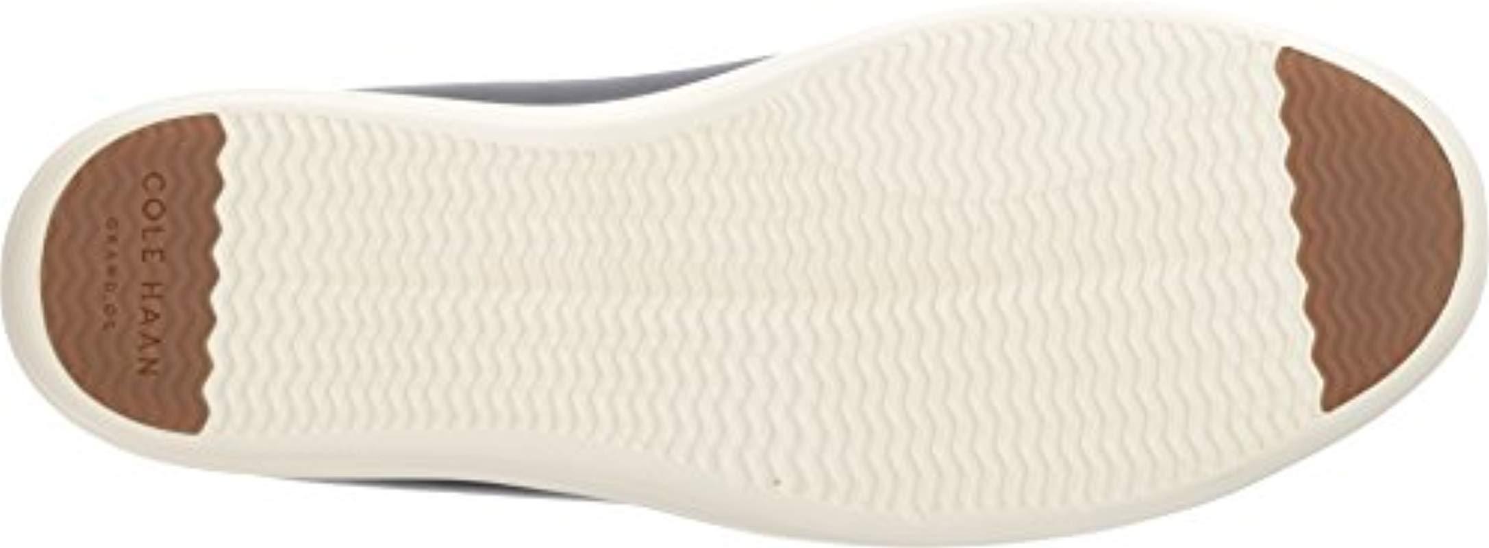 grand crosscourt running sneaker