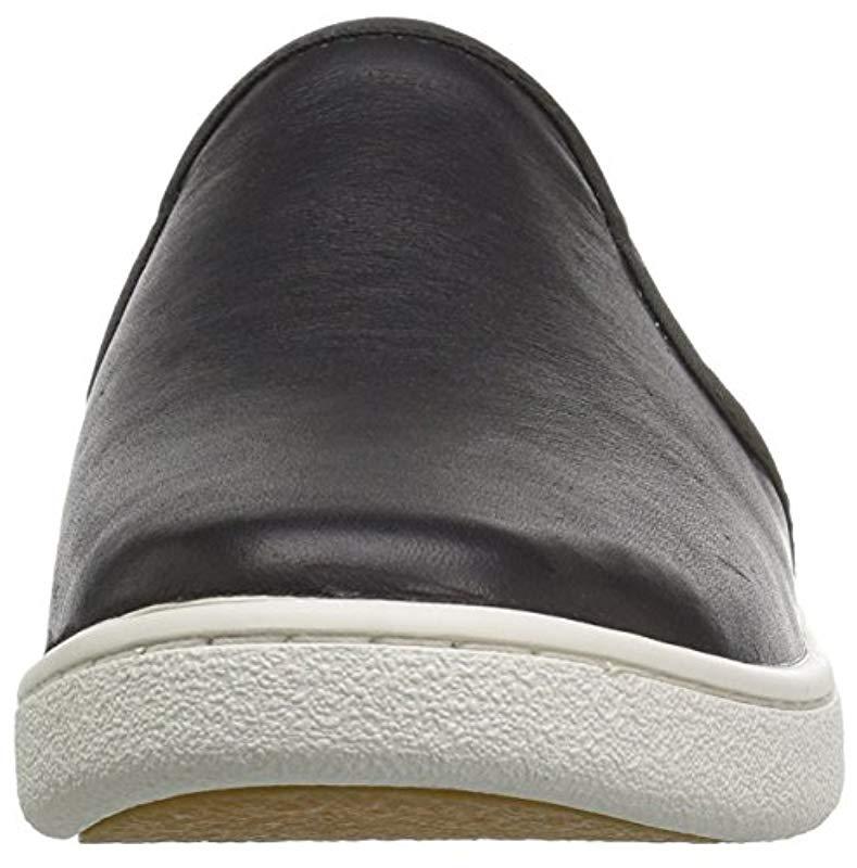 ugg women's cas fashion sneaker