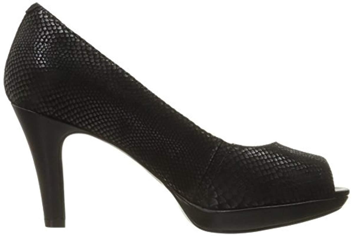 clarks narine rowe pumps