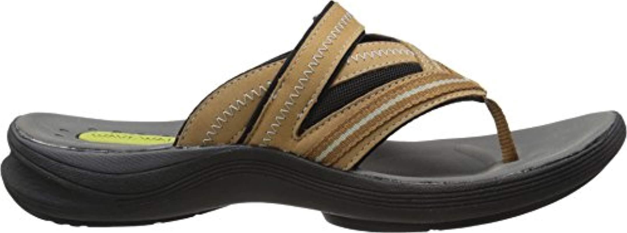 Clarks Wave Coast Flip Flop in Brown | Lyst