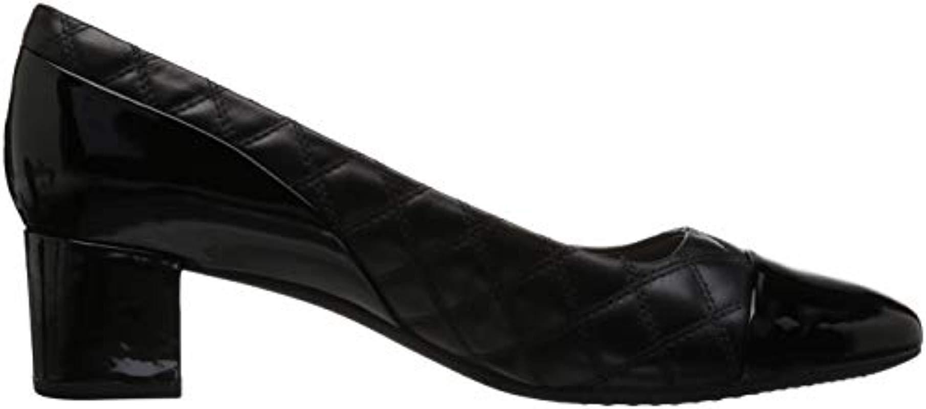clarks tealia sera pump