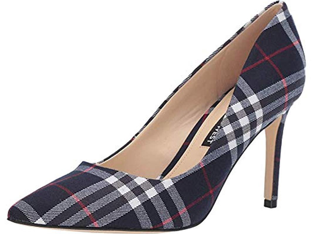 ninewest ezra