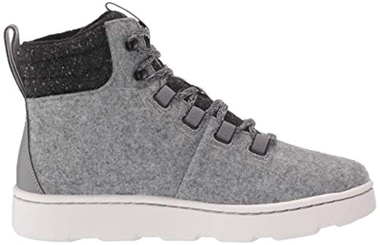 clarks boots amazon