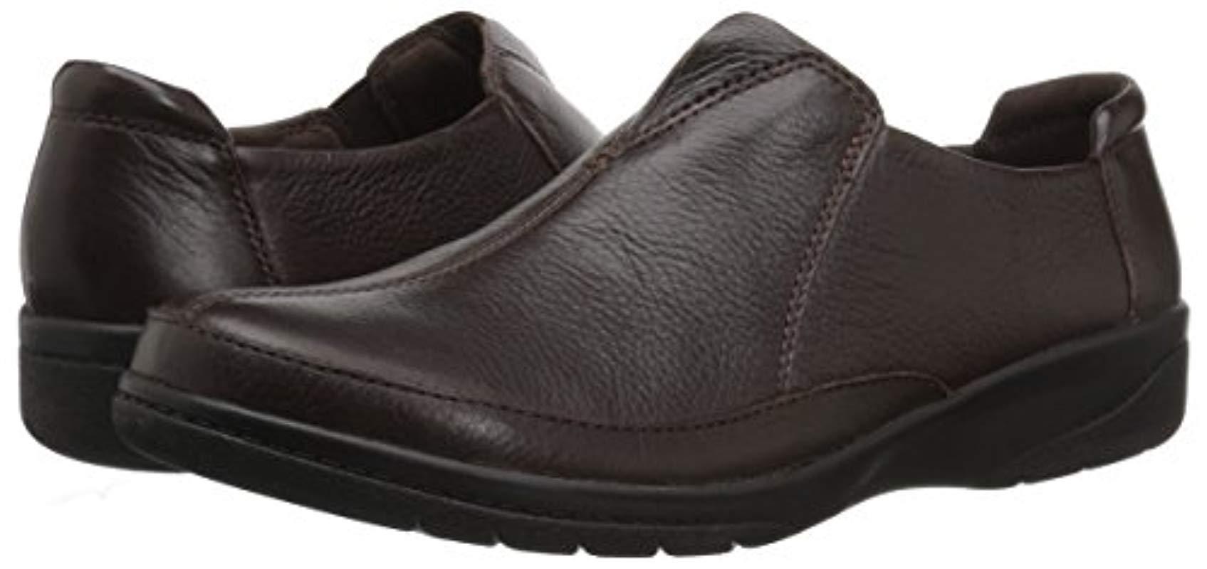 clarks women's cheyn bow loafer