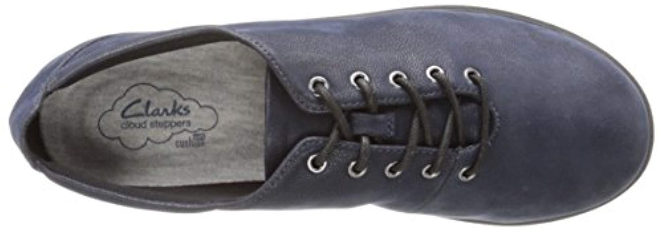 clarks cloudsteppers lace up