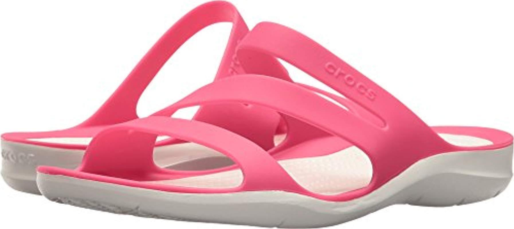 crocs pink sandals