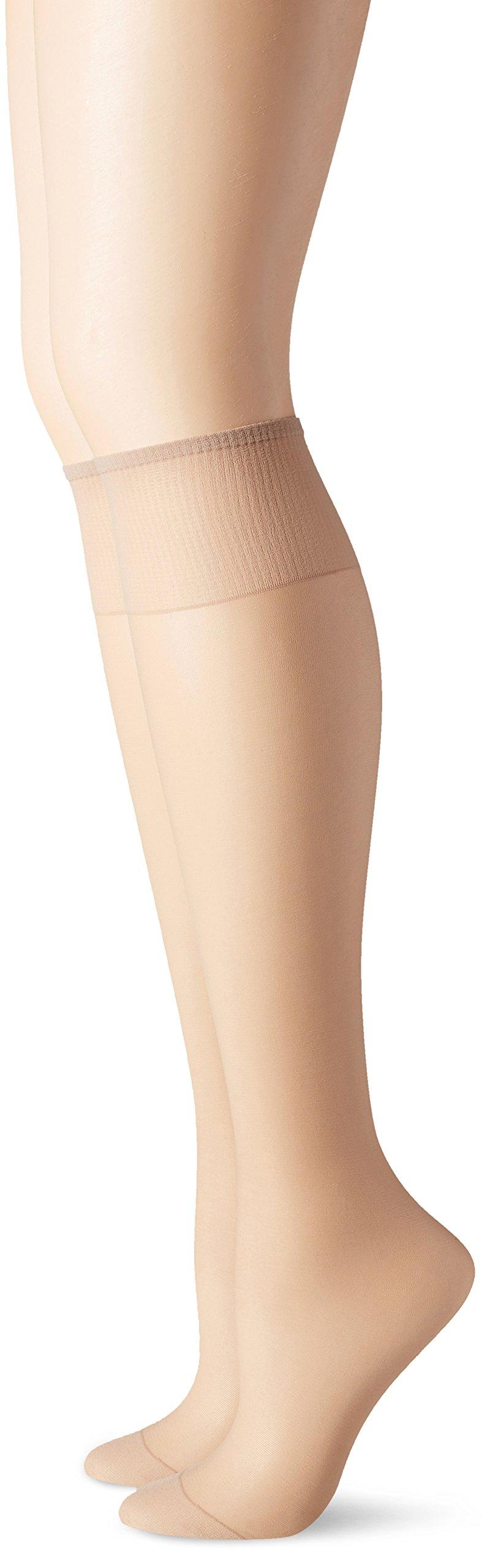 Hanes Silk Reflections Knee High Reinforce Toe 2 Pack in Nude (Natural