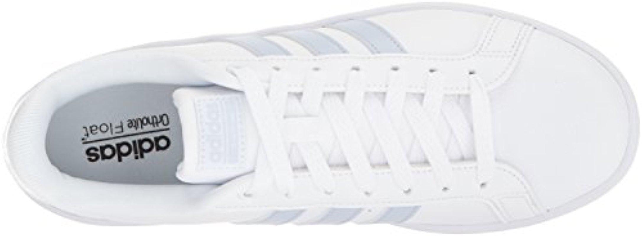 cf advantage sneaker