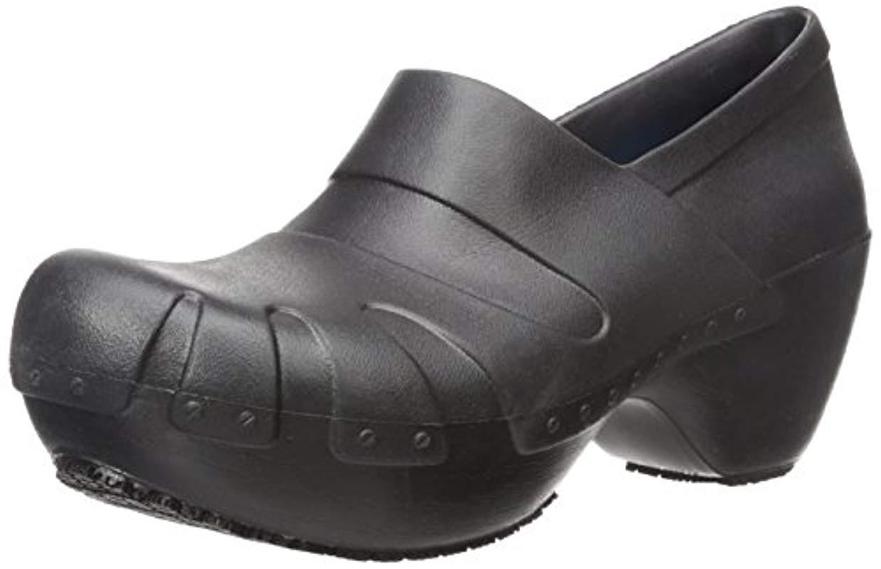 Dr. Scholls Dr. Scholl's Trance Slip Resistant Clog in Black | Lyst