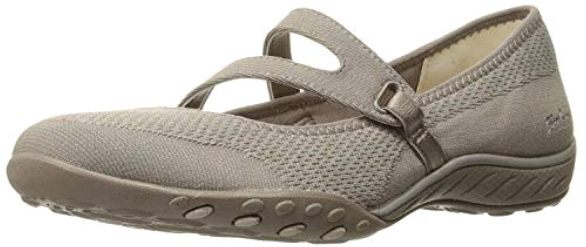 breathe easy lucky lady skechers