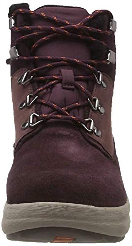 un orbit lace clarks