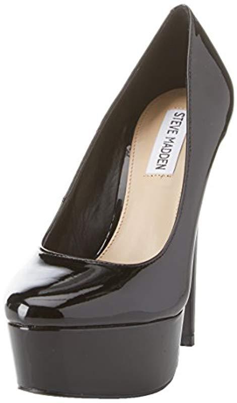 steve madden black closed toe heels