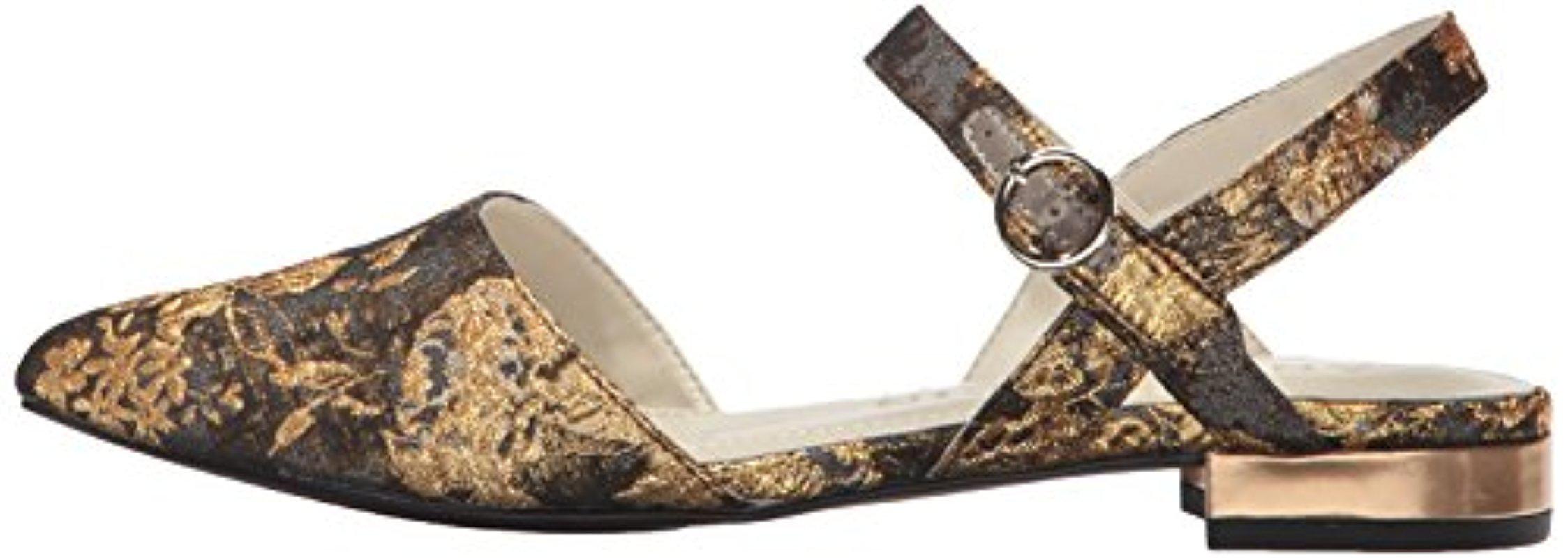 anne klein odell flat