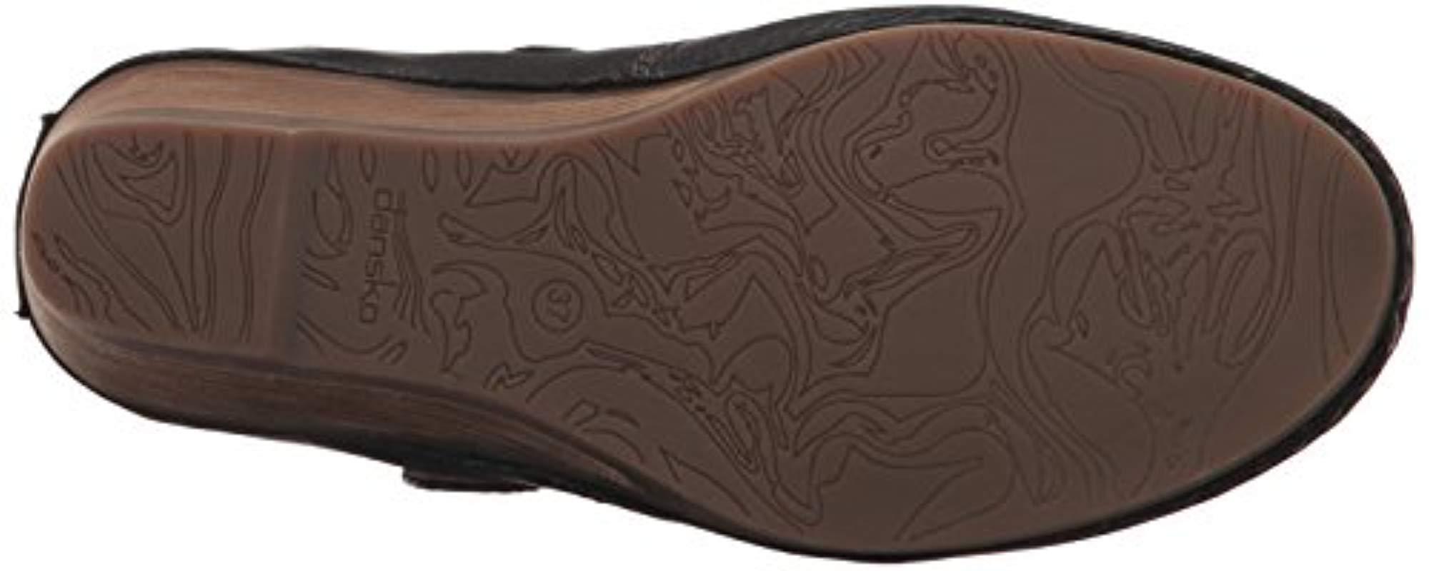 dansko women's sandra wedge pump
