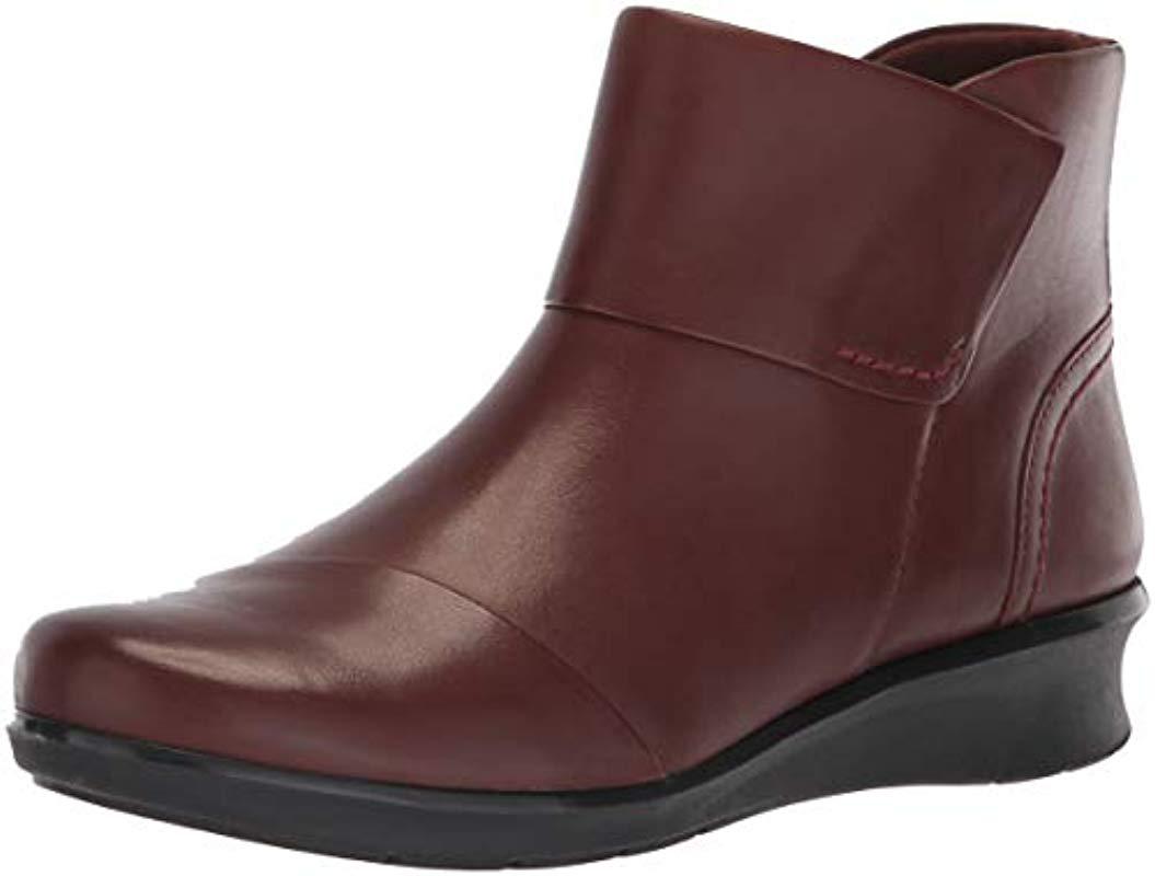 clarks hope track leather boot