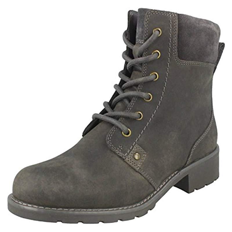 clarks ladies ankle boots