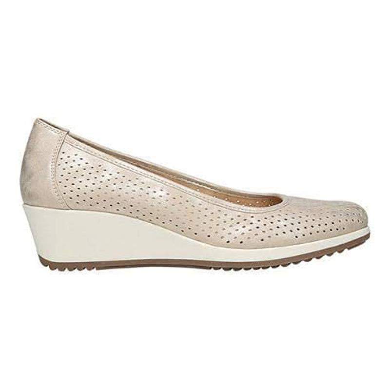 naturalizer betina wedge pumps