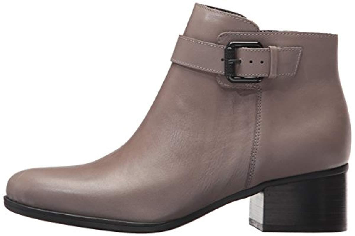 dora bootie naturalizer